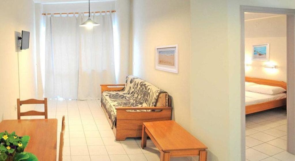 Greta Apartments Херсонисос Екстериор снимка